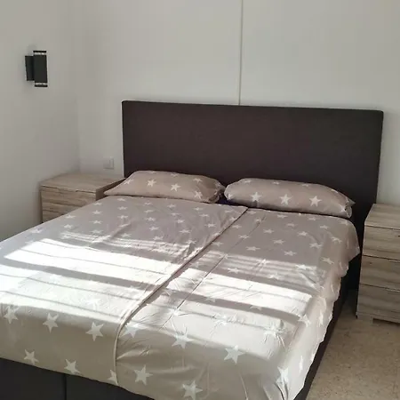 Romeo פארק נופש קלפה